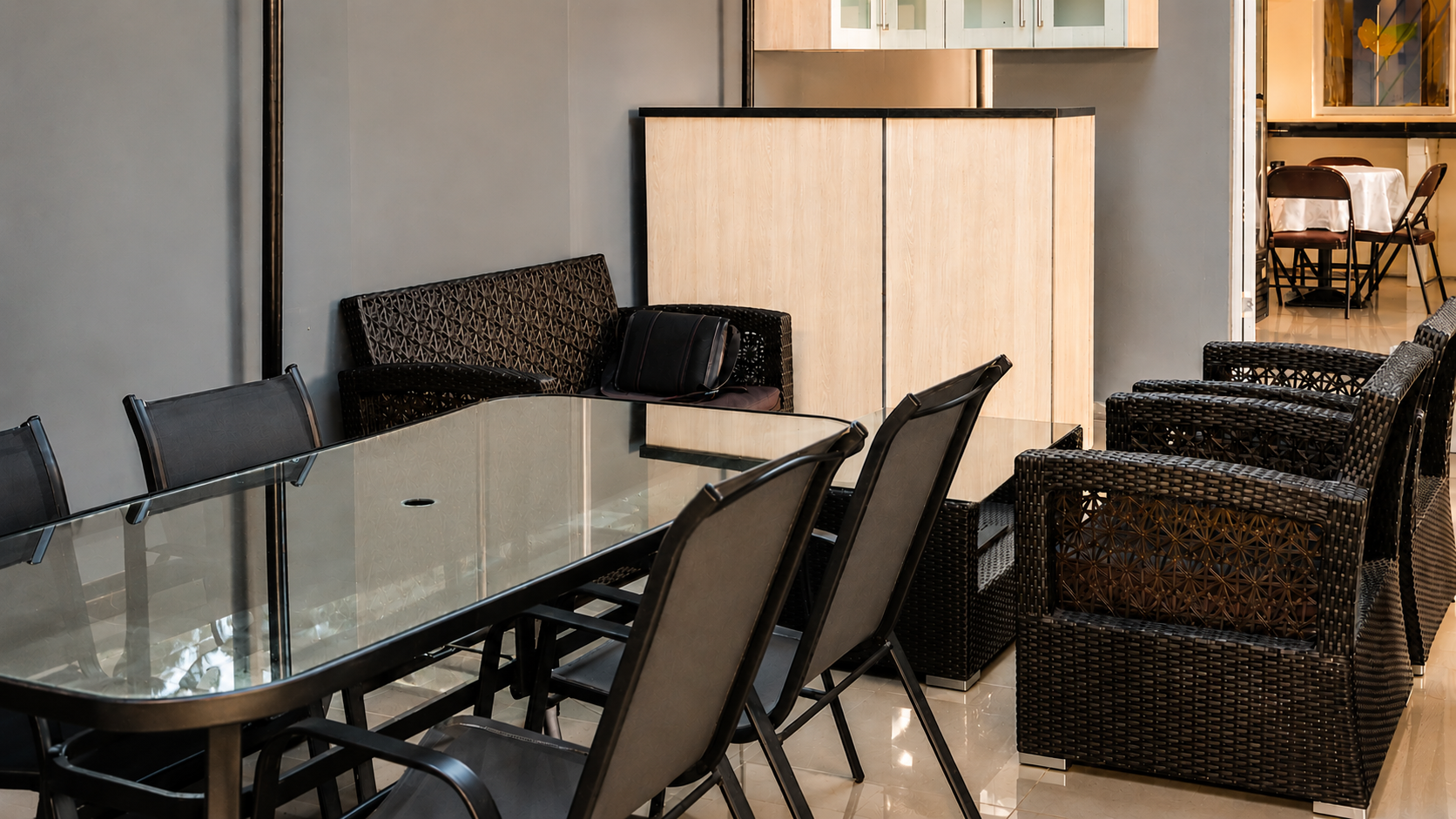 Single/Couple Room - Image 9